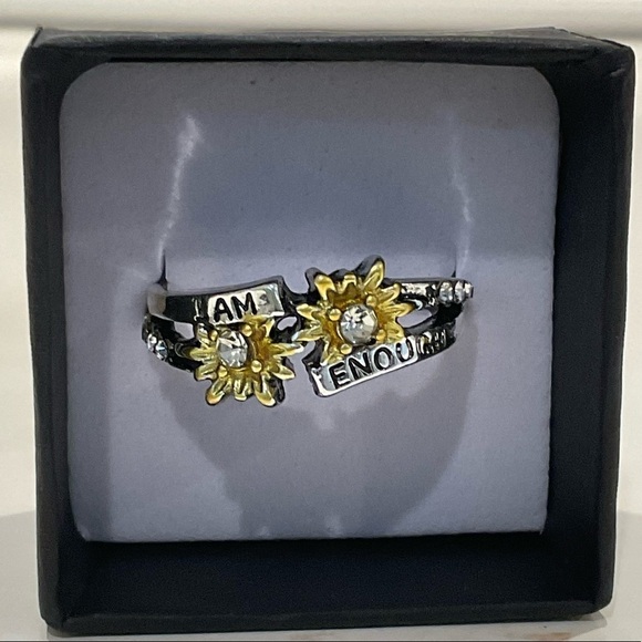 Woman's Size 7 925 Sterling Silver Sunflower Ring With Rhinestones - Picture 5 of 9